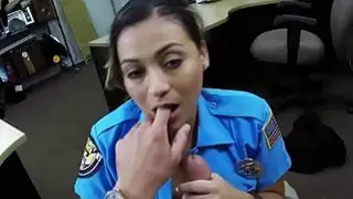 ضابط شرطة ملكة جمال مص ديكي 911