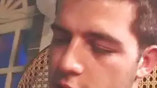 أحمر مثير استغل من قبل التجمع