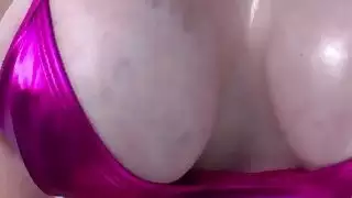 وقحة سمراء كبيرة الحلمه الملاعين مفعم بالحيوية أصلع في الرجل ضيق بعقب مع قضيب جلدي