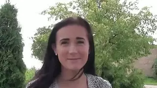 الانفجارات صديقة للهواة النقدية في الأماكن العامة