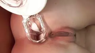 بروكلين ليلة يعصر عصير خارج لها المؤخره