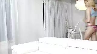 الباليه مثليه تناول الطعام بعضها البعض