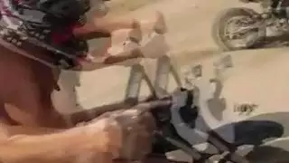 عاريات موتوكروس المتسابقين!