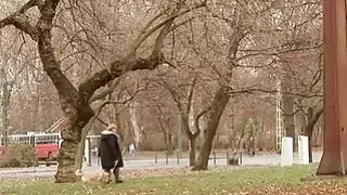 الناضجة lesbi يجعل شقراء شقراء راضية