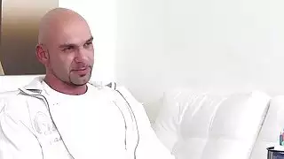 العضلات الهواة الرجل الانفجارات وكيل امرأة شقراء