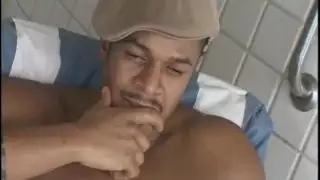 ريو في سن المراهقة ساندي مجموعة من ثلاثة أشخاص