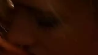 المداعبة أولا قبل الداعر