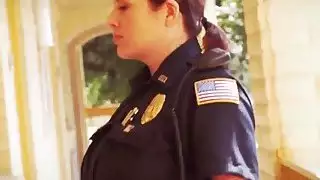 الشرطة تهدد الجنائية المحتملة في سخيف لهم