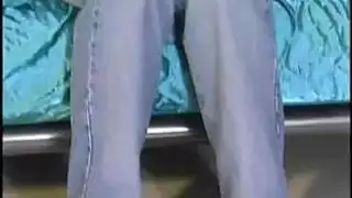 أحمر الشعر السمين لديه الهرة مشعر