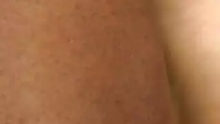 رايلي ريد كرافز لنائب الرئيس أثناء الحصول على Gangbanged تقريبًا بواسطة الديوك الضخمة