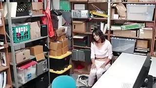 LP ضباط الديك القضبان كات Arinas حلق كس