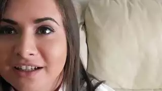 لطيف Eurobabe ومضات الثدي وخبطت لبعض المال