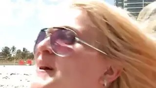 الأسود الداعر الداعر الحلو سكارليت الذهب