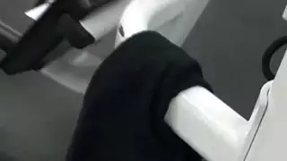 اثنين من المراهقين يذهب سيئة تماما