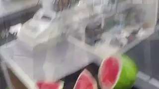 يباع الديك swallower ألكسيس دين سلاحا ويحصل على خبطت الصعب