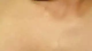 الملاعين الجمال الآسيوية وتمتص