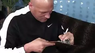 الدهون الفرخ الياقوت يأخذ الديك طويلة للحصول على النقد