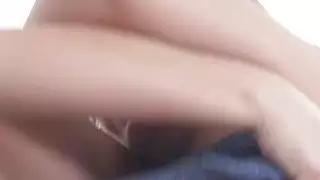 وشم بطن اليورو سمراء سخيف