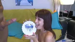 شاب امرأة سمراء كارول فيغا الشوق ل cumshot