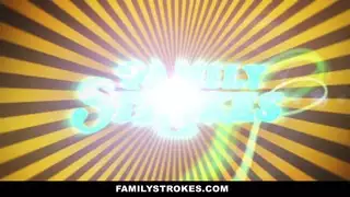 FamilyStrokes - بلدي Stepsister مارس الجنس والدي وأنا