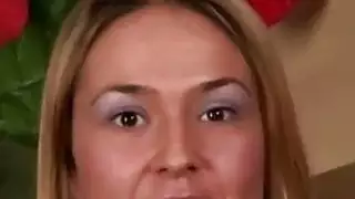 مفلس شقراء جبهة تحرير مورو الإسلامية قرنية لأكل coochie حلو 18yo