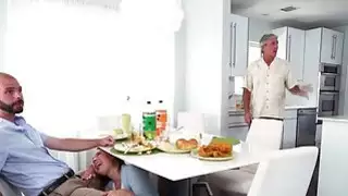 رالف يحفر أليسا كولز كس بجد