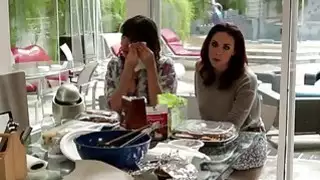 قذر فاتنة شانيل و جبهة مورو دانا لعق ثقوب الحمار ضيق
