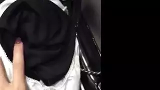 سوبر الساخنة شرائط سمراء الهواة واستمنى في غرفة تغيير الملابس