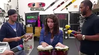 رجل البيدق الرجل سخيف صغيرتي في سن المراهقة كيتي كاترين