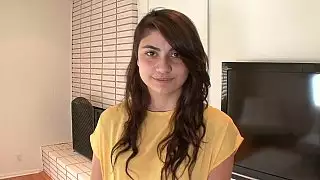 اجمل ابتسامة في بيز