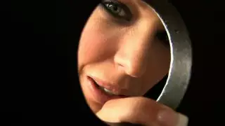 جينا بريسلي تتمتع ثقب المجد واستمنى بوسها