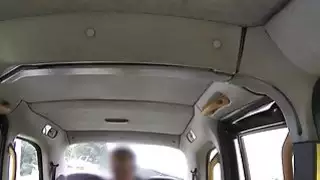خبطت تلميذة في بوف وهمية تاكسي