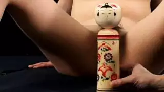 Airi Nakajima هو واحد من العسل الناضج قرنية في اللاتكس الأحمر
