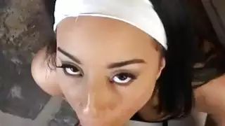 يتمتع فاتنة السوداء خبطت من قبل دونغ قوي