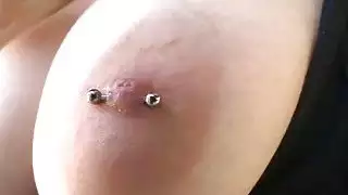 الفتاة وكراتها المهبلية
