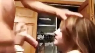 موهوب الهاوي فتاة اللسان