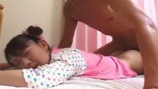 رجل قرنية الملاعين الشاب الجيشا Ami Kago أسلوب هزلي