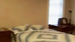 الجنس فاتنة سخيف مع رجل أصلع قديم لديه ديك كبيرة