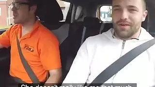 مفلس الفرخ الياسمين جاي إعطاء اللسان في السيارة