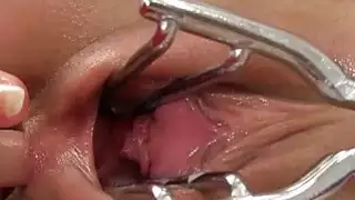 الملاك الساحر لديه إفشل حليق للإيحاء