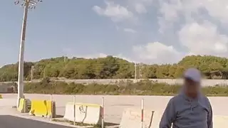 أخذت لولي غارتنر ديك الخام في فمها وجمل