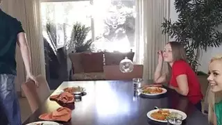 محبة الشاطئ وكل الأجسام الأخرى