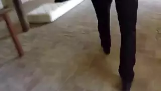 خبطت فاتنة العربية مثير ورائعت النقدية في غرفة فندق