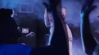 زوجة الساخنة ليه الغراب هو متجرد ل revange