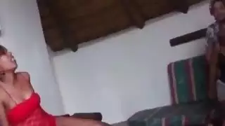 المومسات الأفريقية تتمتع مص ديكس الخفقان الكبير