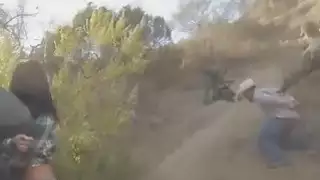 الفرخ الحلو جوزي جايجر يحب أن يمارس الجنس مع ديك الثابت