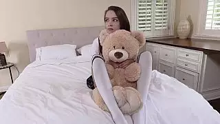 نقية وبريئة