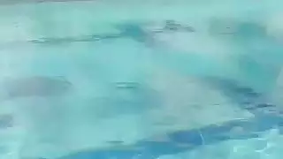جميلة في سن المراهقة الآسيوية مع الثدي الصغيرة تهب بونر طويلة