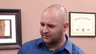 تدريبات المعالج الديك في ايمي كس في جلسة بخ