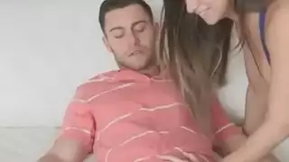 Syren يركب الديك في سن المراهقة